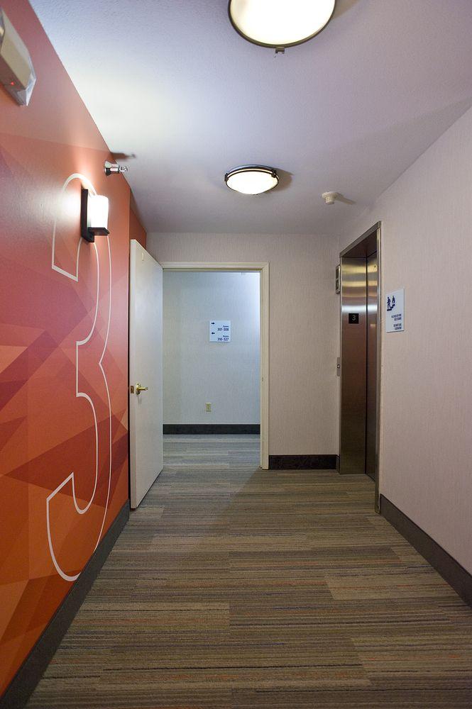 Holiday Inn Express & Suites Vermillion, An Ihg Hotel Экстерьер фото